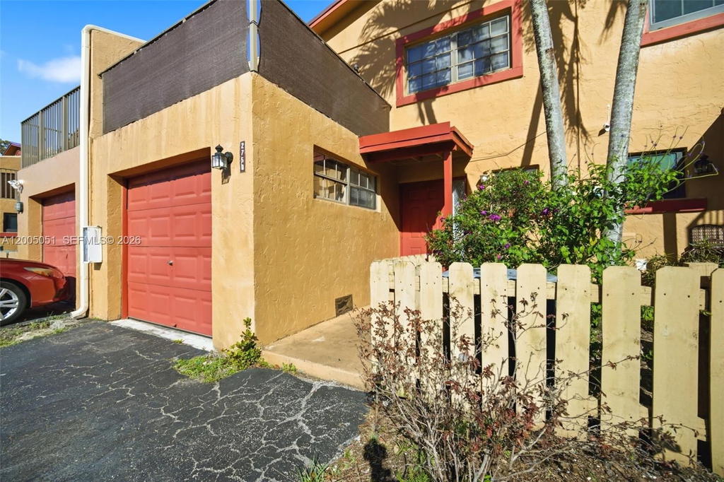 Real estate property located at 2750 80th Ave, Broward, Fairways Of Sunrise, Sunrise, FL