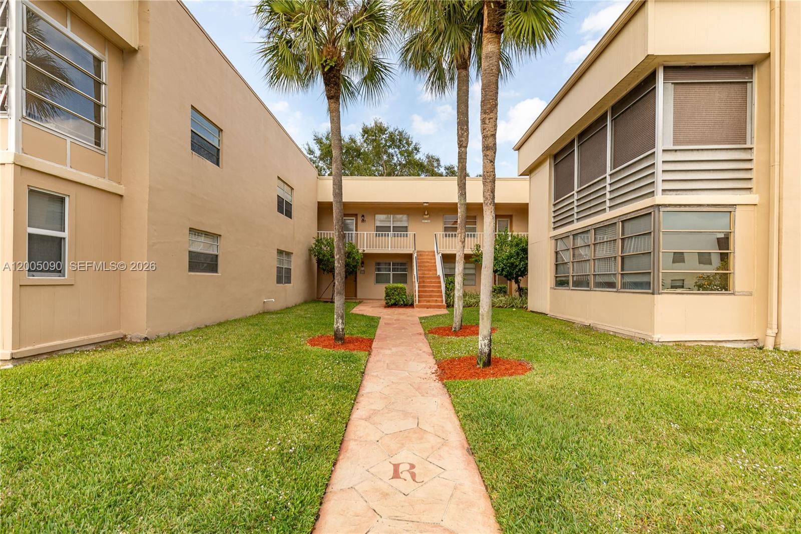 Real estate property located at 854 Normandy R #854, Palm Beach, Kings Point Normandy Cond, Delray Beach, FL