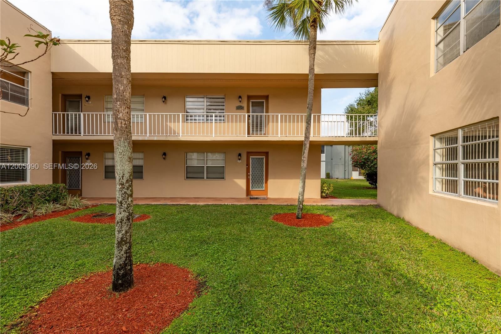 Real estate property located at 854 Normandy R #854, Palm Beach, Kings Point Normandy Cond, Delray Beach, FL