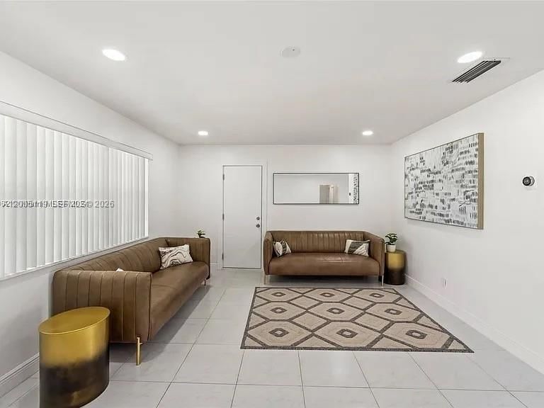 Real estate property located at 2219 35th Ave, Broward, Hollywood Hills, Hollywood, FL