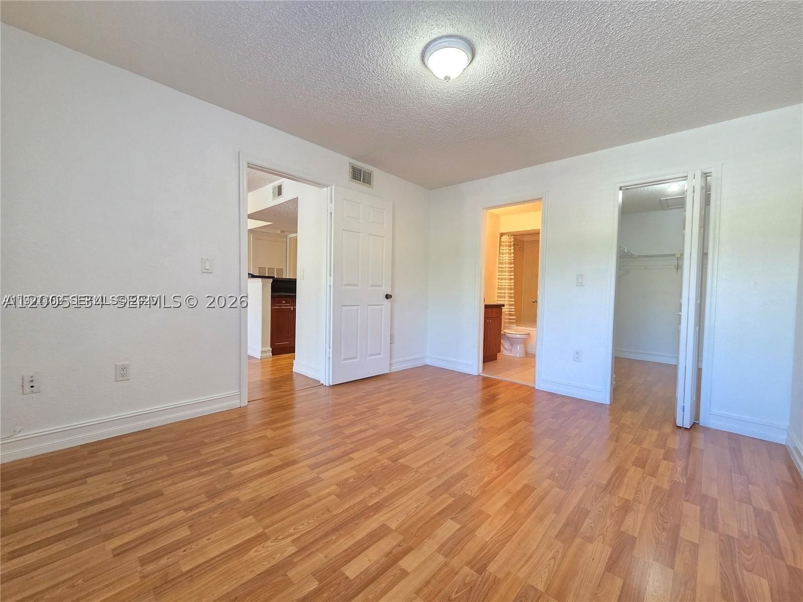 Real estate property located at 15650 105th Ln #502, Miami-dade, Vista Lago At The Hammock, Miami, FL