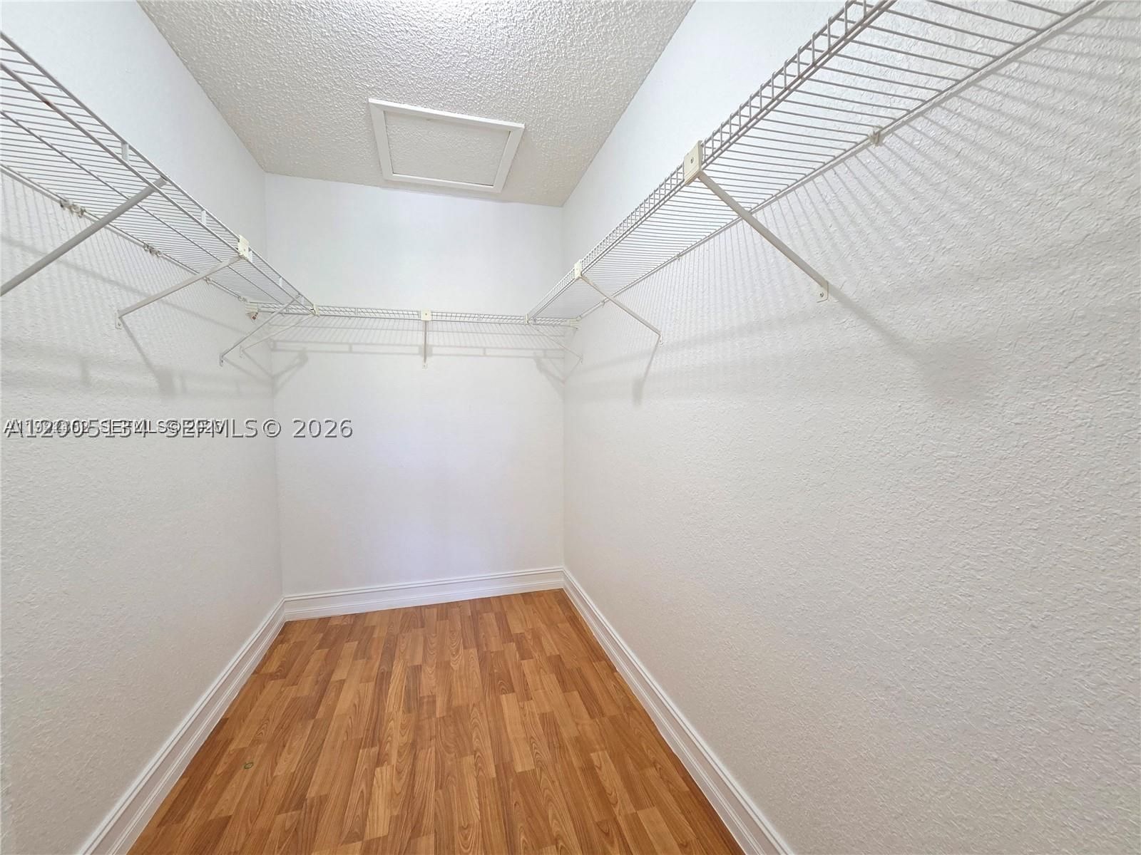 Real estate property located at 15650 105th Ln #502, Miami-dade, Vista Lago At The Hammock, Miami, FL