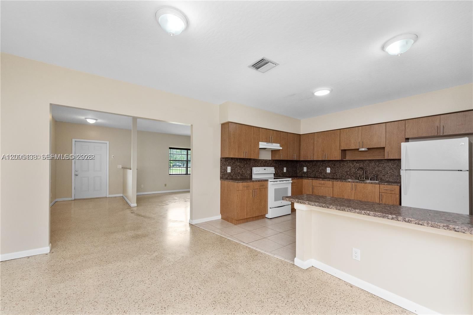 Real estate property located at 640 5th Ave, Miami-dade, Town Of Florida City, Florida City, FL