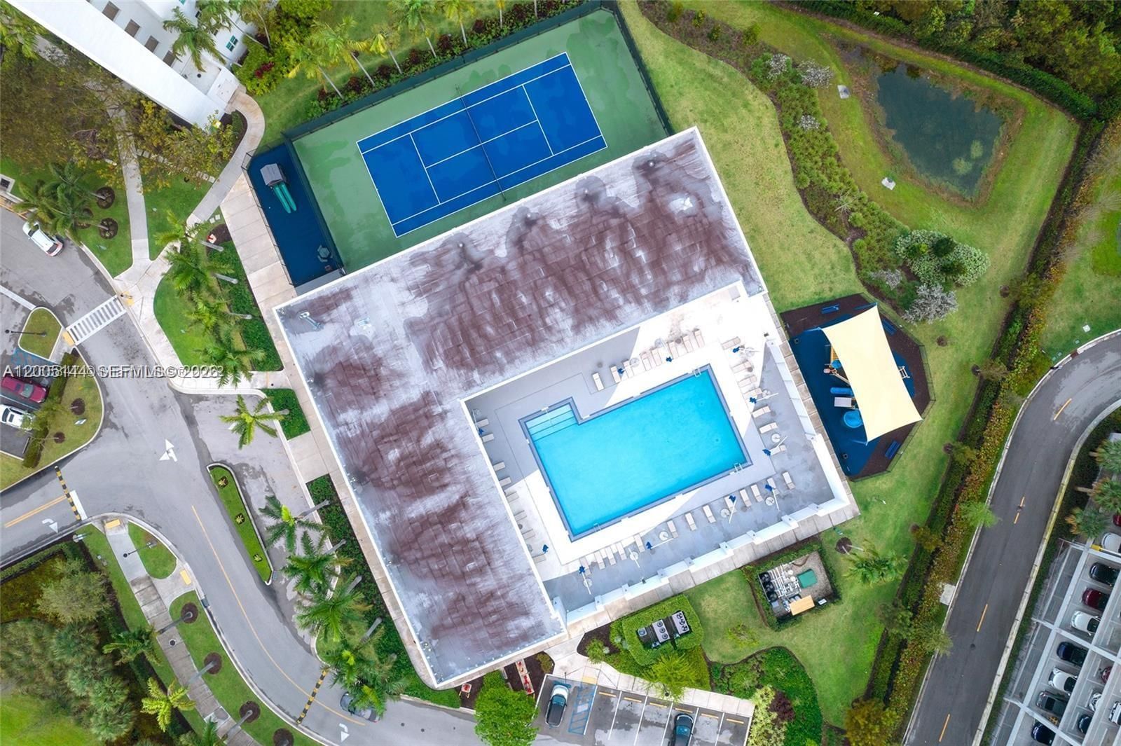 Real estate property located at 15051 Royal Oaks Ln #503, Miami-dade, The Oaks I Condo, North Miami, FL