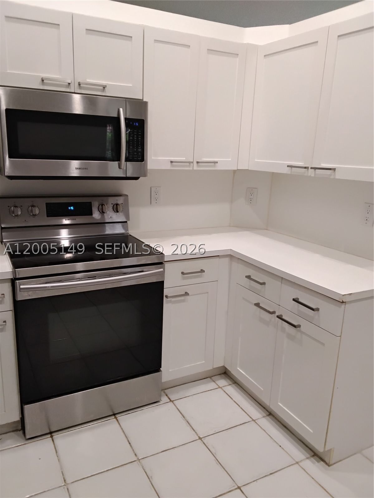 Real estate property located at 519 Talavera Rd, Broward, Sectors 3 & 4 Boundary Pl, Weston, FL