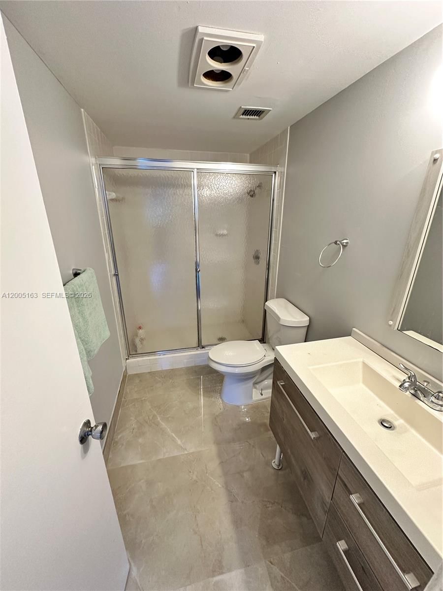 Real estate property located at 901 Hillcrest Dr #315, Broward, Hillcrest East No 19 Cond, Hollywood, FL
