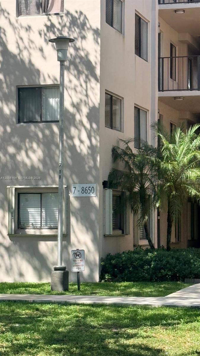 Real estate property located at 8650 133rd Ave Rd #213, Miami-dade, Horizons West Condo #7, Miami, FL