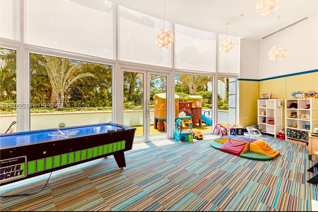 Real estate property located at 2127 Brickell Ave #1505, Miami-dade, Bristol Tower Condo, Miami, FL