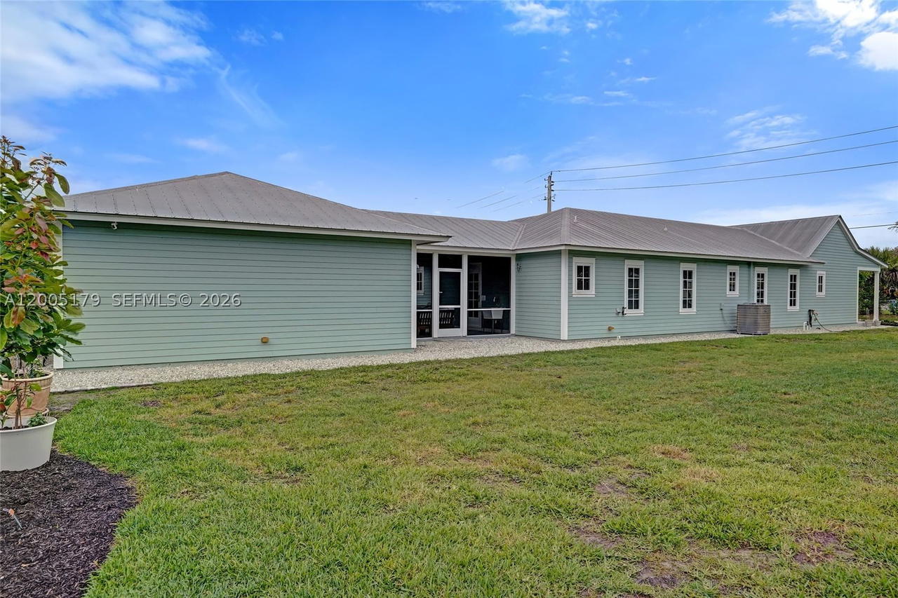 Real estate property located at 4648 Binnacle Way, Martin, Salerno Shores, Stuart, FL