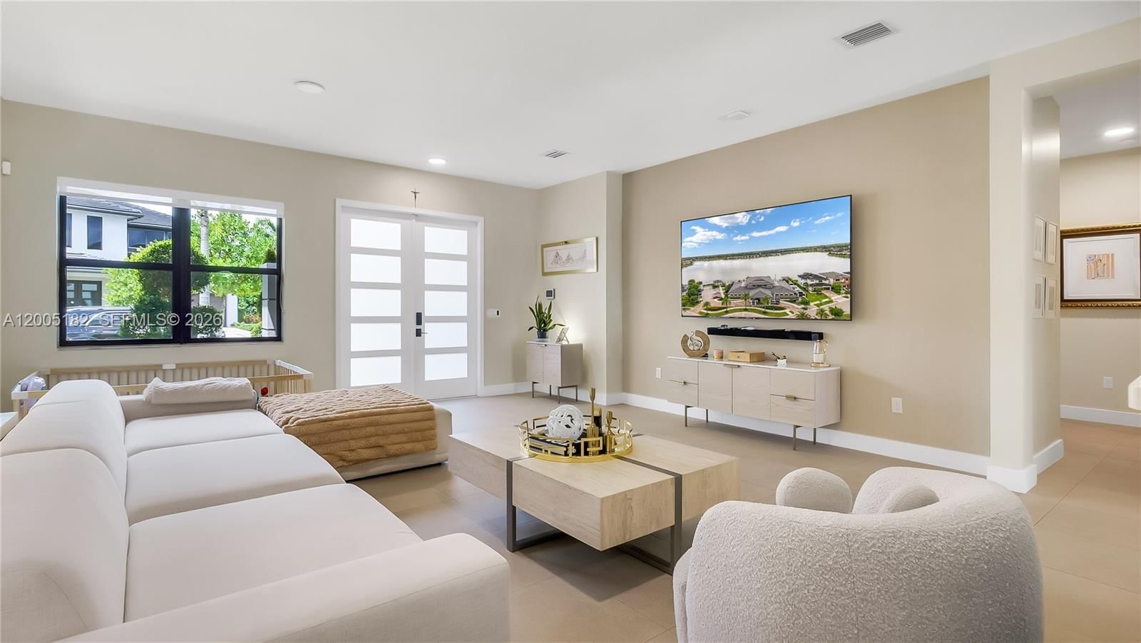 Real estate property located at 16051 87th Ct, Miami-dade, Dunnwoody Lake, Miami Lakes, FL