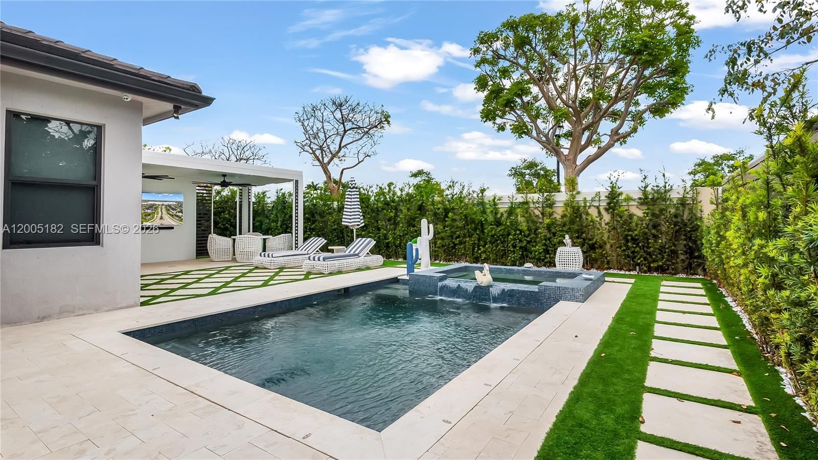 Real estate property located at 16051 87th Ct, Miami-dade, Dunnwoody Lake, Miami Lakes, FL