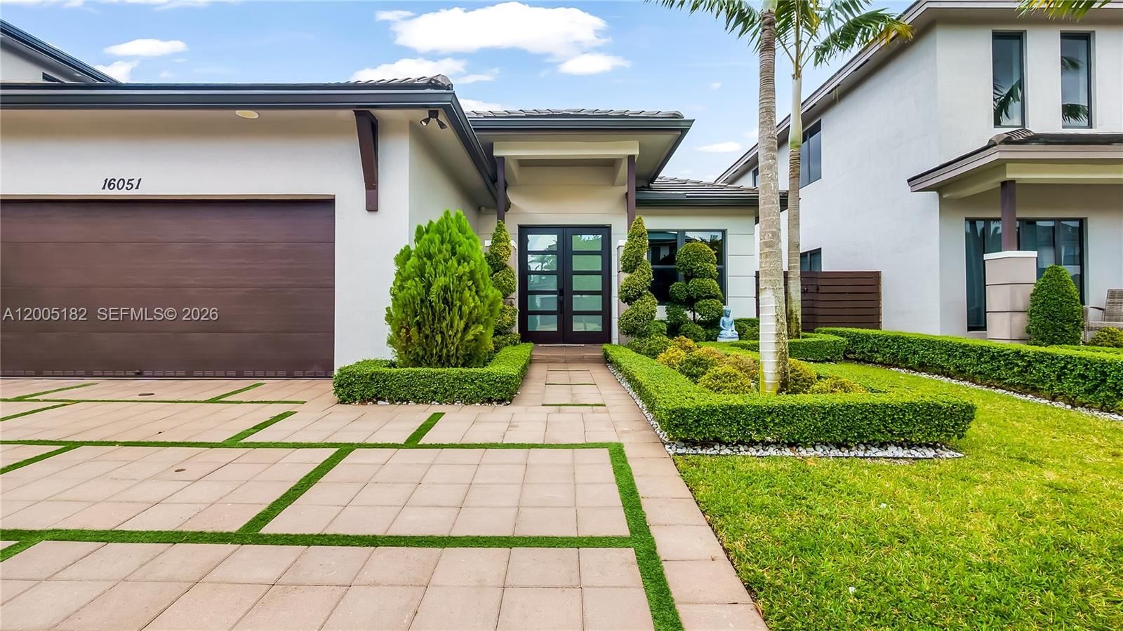 Real estate property located at 16051 87th Ct, Miami-dade, Dunnwoody Lake, Miami Lakes, FL