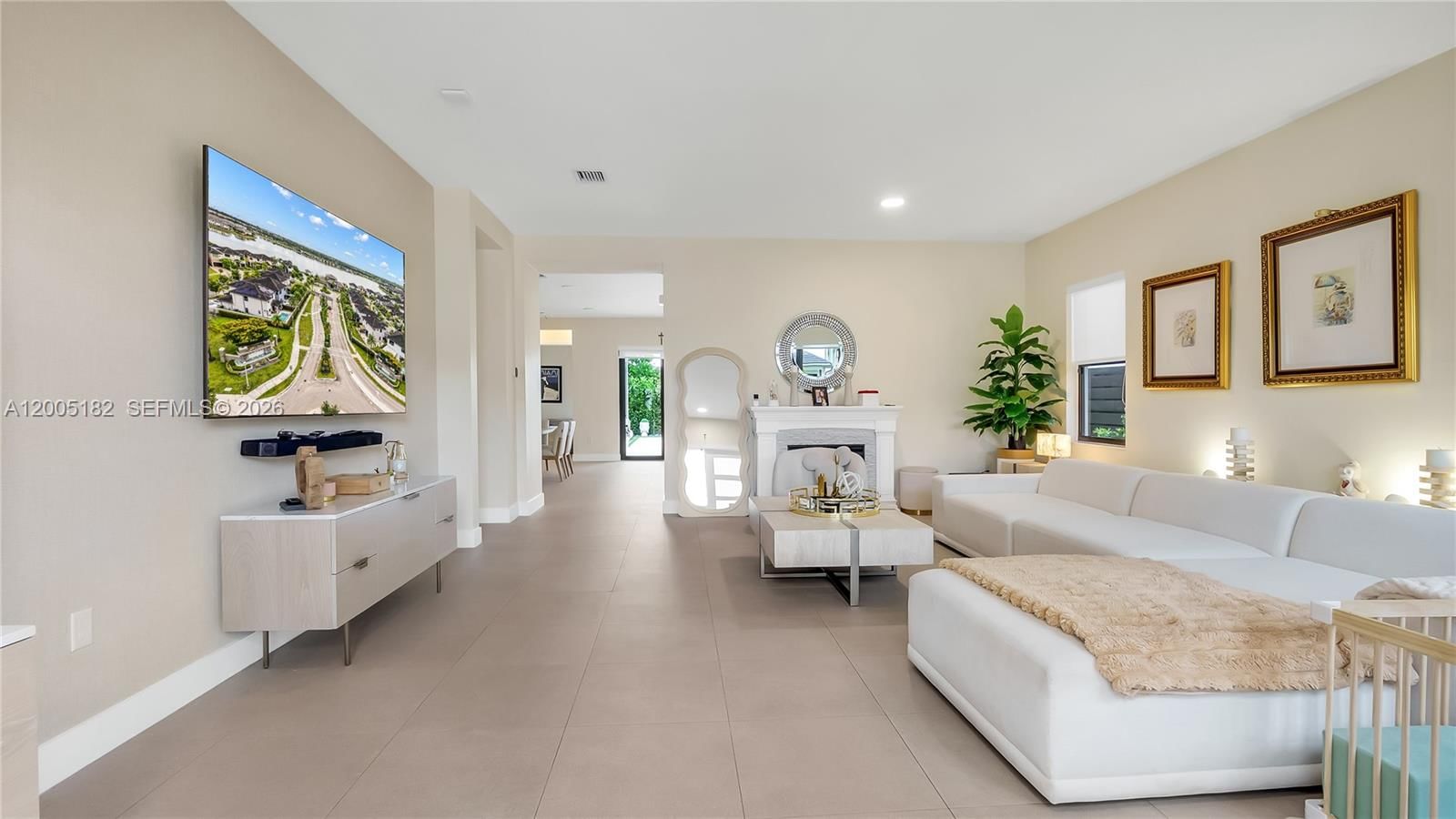 Real estate property located at 16051 87th Ct, Miami-dade, Dunnwoody Lake, Miami Lakes, FL