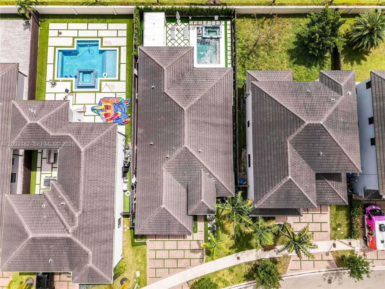 Real estate property located at 16051 87th Ct, Miami-dade, Dunnwoody Lake, Miami Lakes, FL