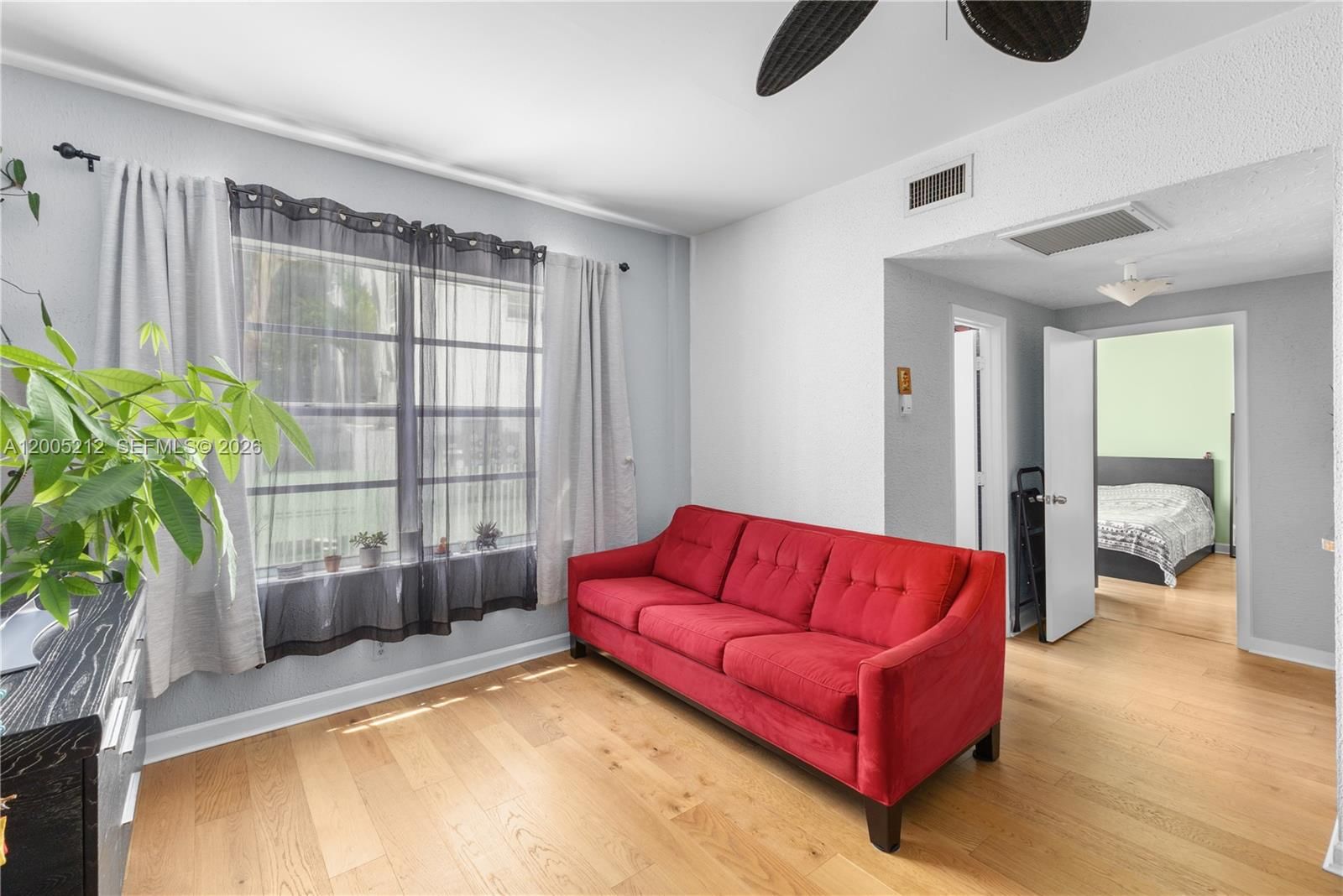 Real estate property located at 1200 Euclid Ave #102, Miami-dade, The Fenimore Condo, Miami Beach, FL