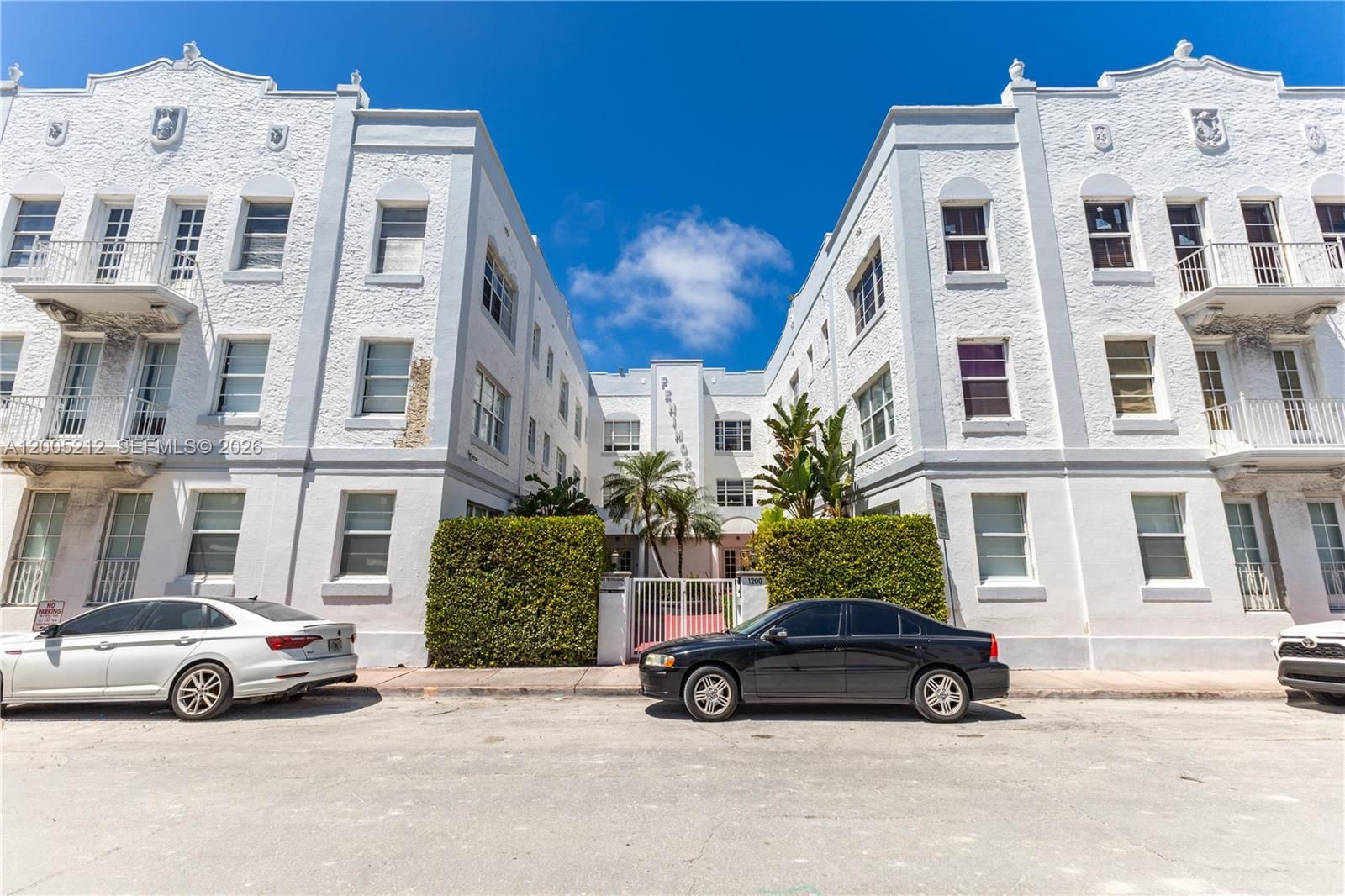 Real estate property located at 1200 Euclid Ave #102, Miami-dade, The Fenimore Condo, Miami Beach, FL