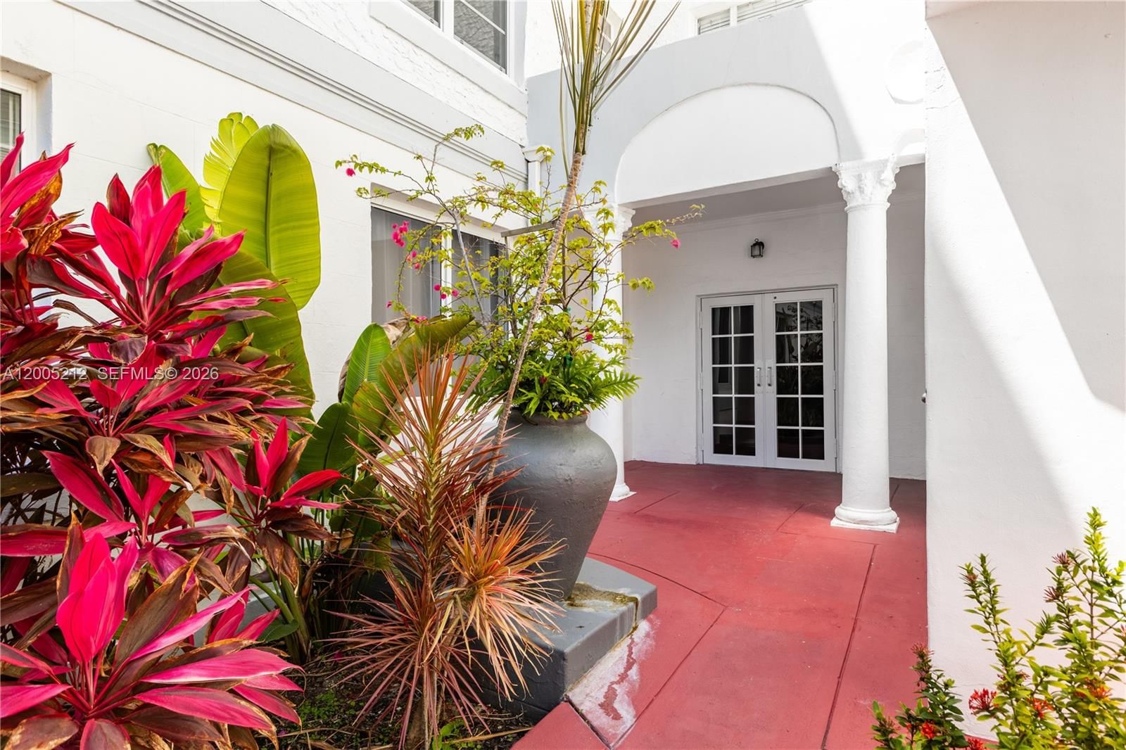 Real estate property located at 1200 Euclid Ave #102, Miami-dade, The Fenimore Condo, Miami Beach, FL