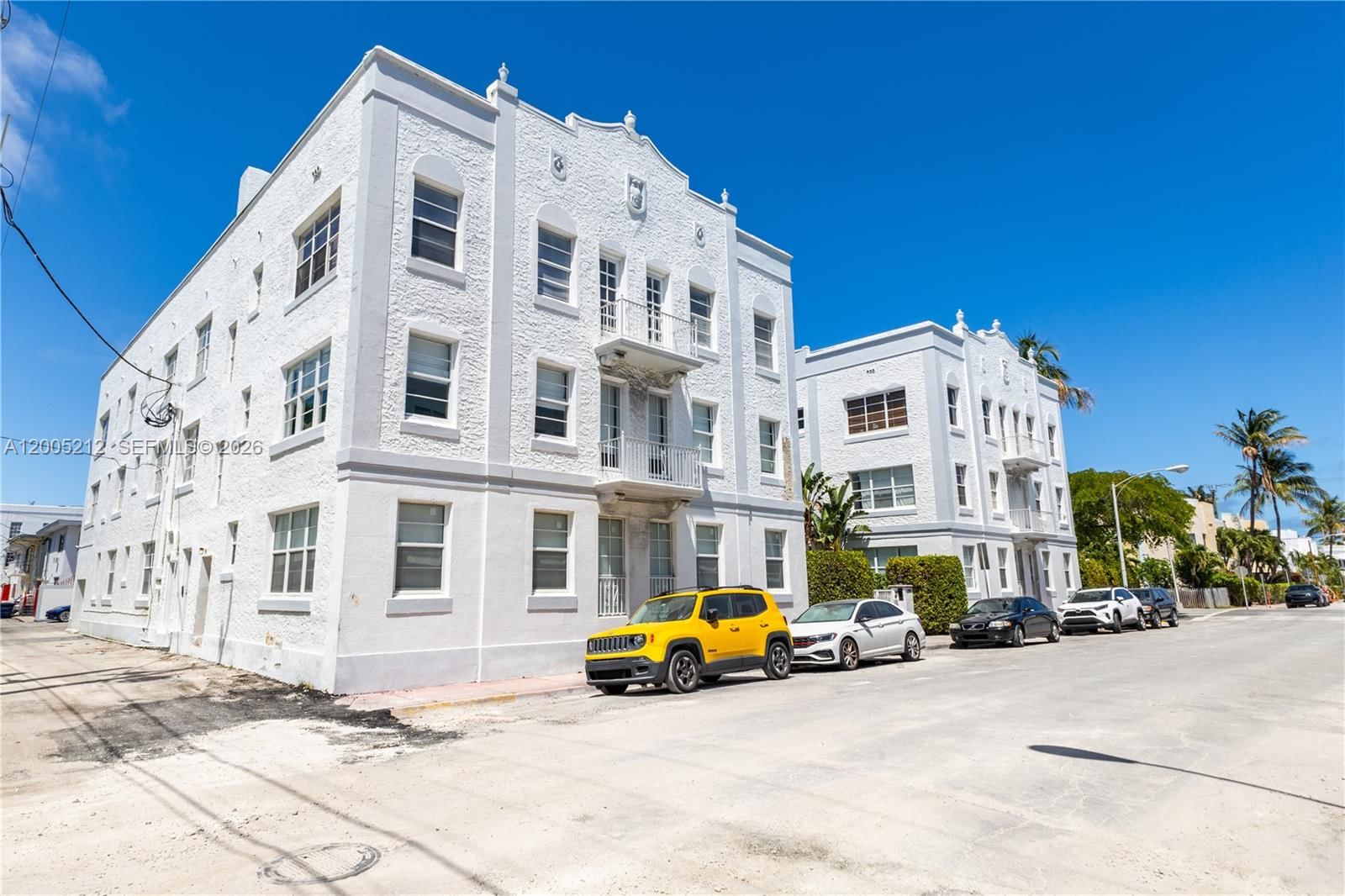 Real estate property located at 1200 Euclid Ave #102, Miami-dade, The Fenimore Condo, Miami Beach, FL