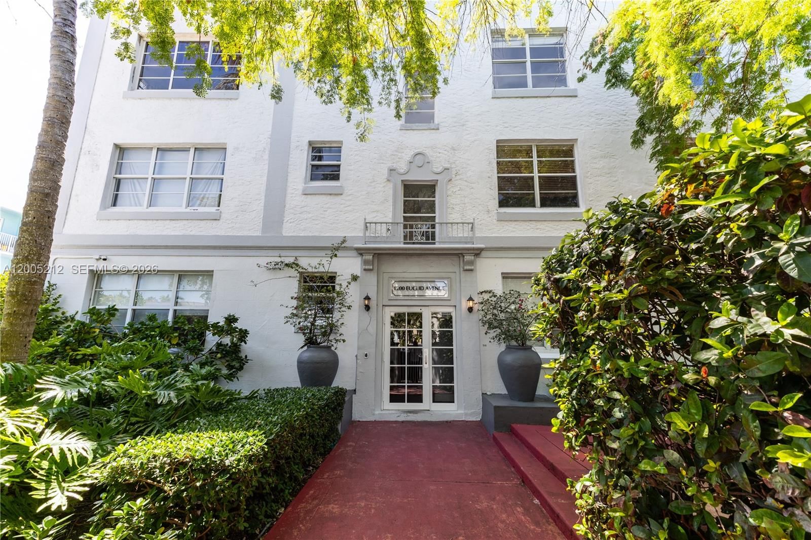 Real estate property located at 1200 Euclid Ave #102, Miami-dade, The Fenimore Condo, Miami Beach, FL