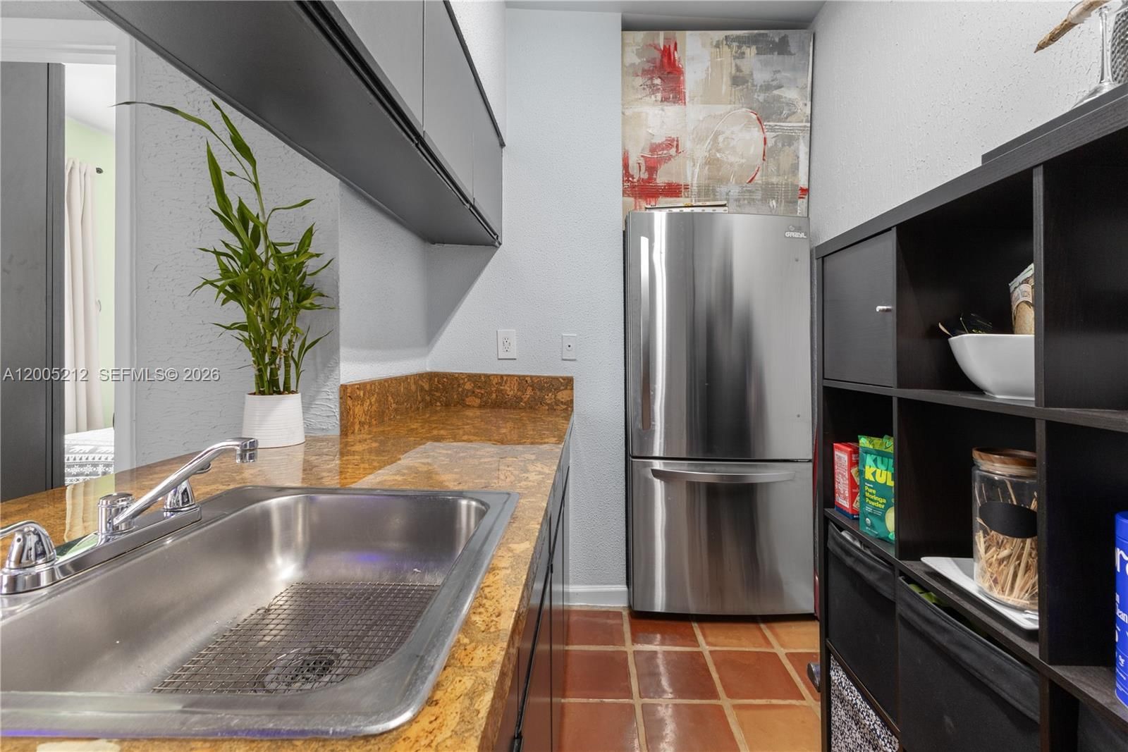 Real estate property located at 1200 Euclid Ave #102, Miami-dade, The Fenimore Condo, Miami Beach, FL