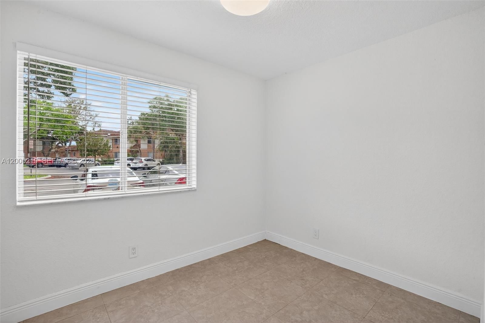 Real estate property located at 845 91st Ter, Broward, Colonnades Condo, Plantation, FL