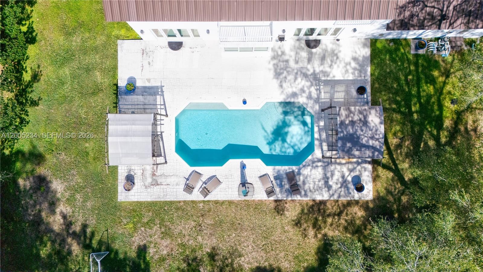 Real estate property located at 7330 165th St, Miami-dade, Kings Cove, Palmetto Bay, FL