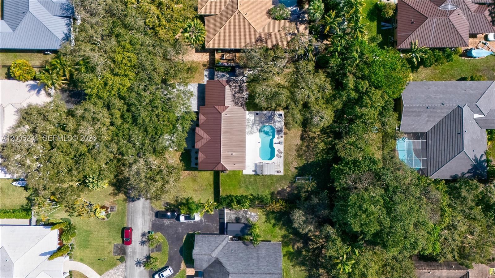 Real estate property located at 7330 165th St, Miami-dade, Kings Cove, Palmetto Bay, FL