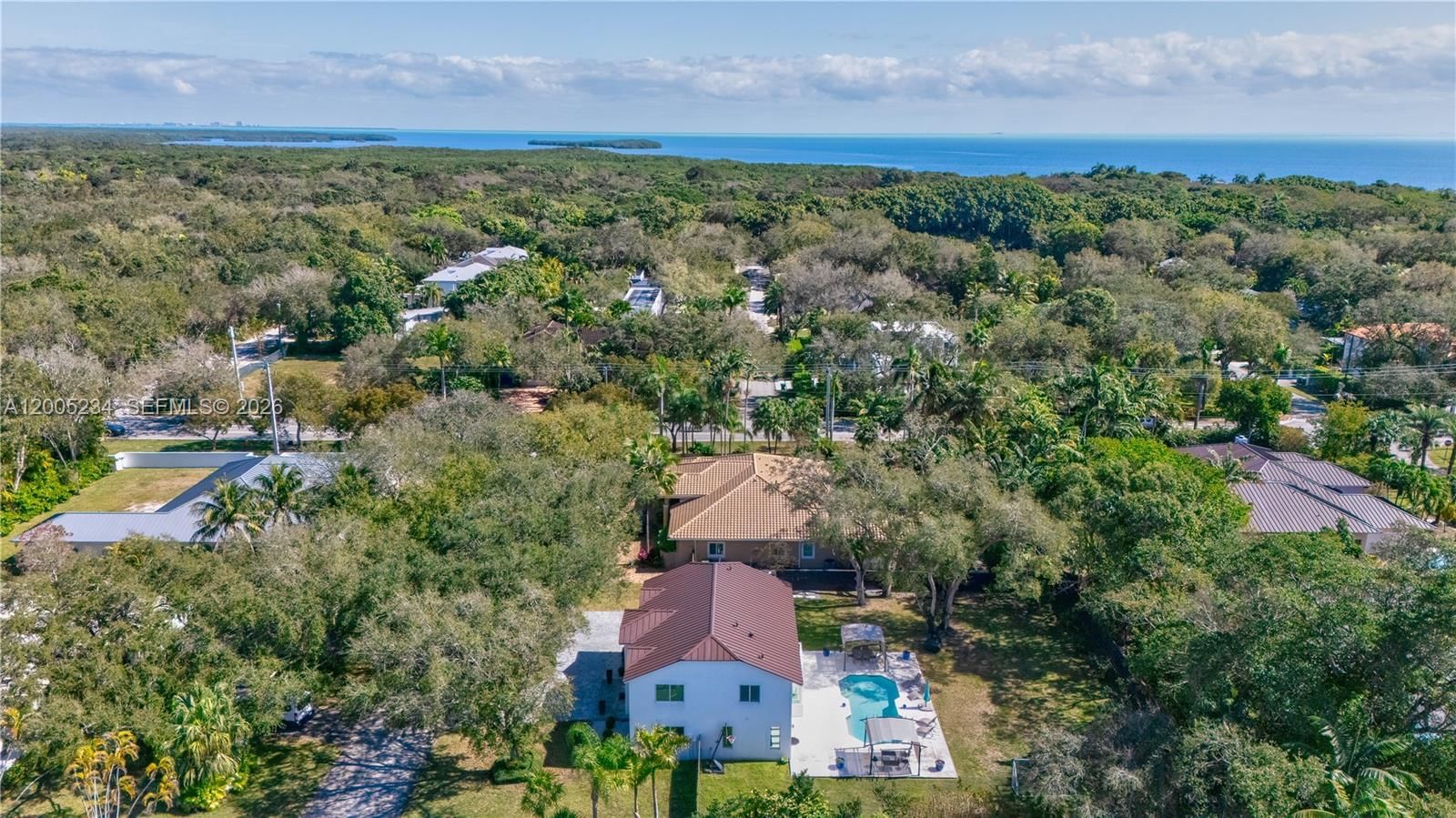 Real estate property located at 7330 165th St, Miami-dade, Kings Cove, Palmetto Bay, FL