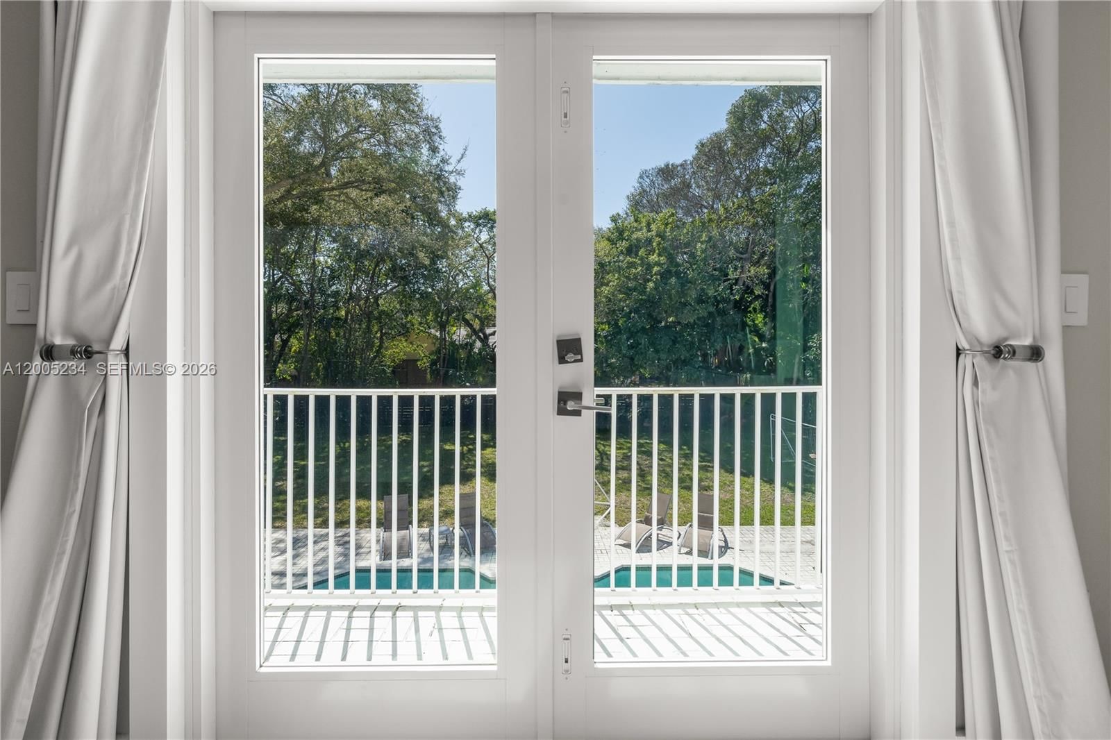 Real estate property located at 7330 165th St, Miami-dade, Kings Cove, Palmetto Bay, FL