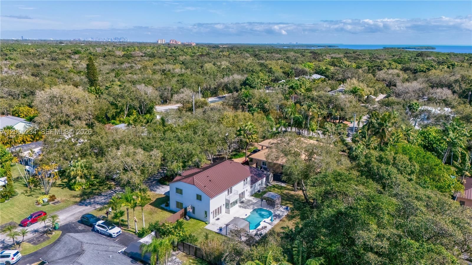 Real estate property located at 7330 165th St, Miami-dade, Kings Cove, Palmetto Bay, FL