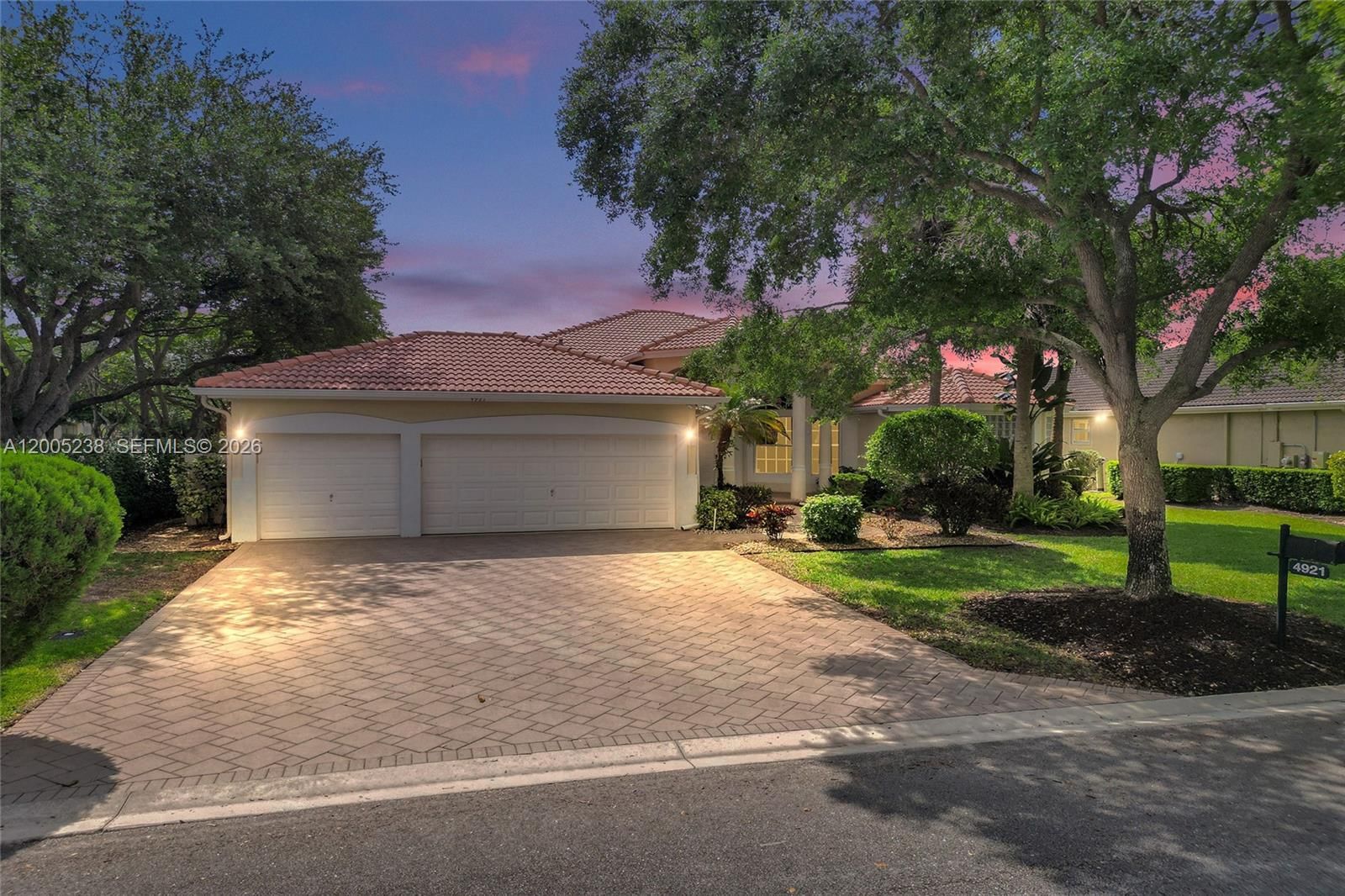 Real estate property located at 4921 112th Dr, Broward, Chelsea At Kensington, Coral Springs, FL