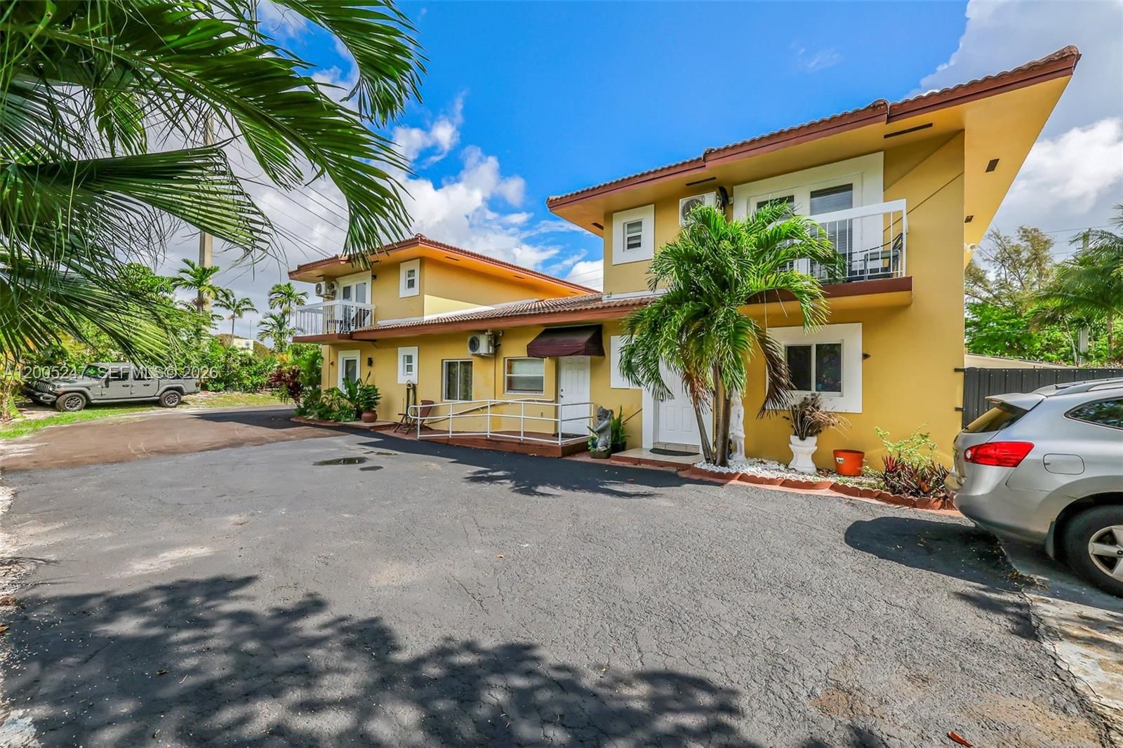 Real estate property located at 12085 Dixie Hwy, Miami-dade, Biscayne Park Estates, Biscayne Park, FL