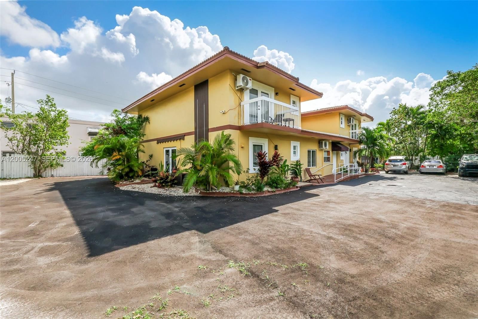 Real estate property located at 12085 Dixie Hwy, Miami-dade, Biscayne Park Estates, Biscayne Park, FL