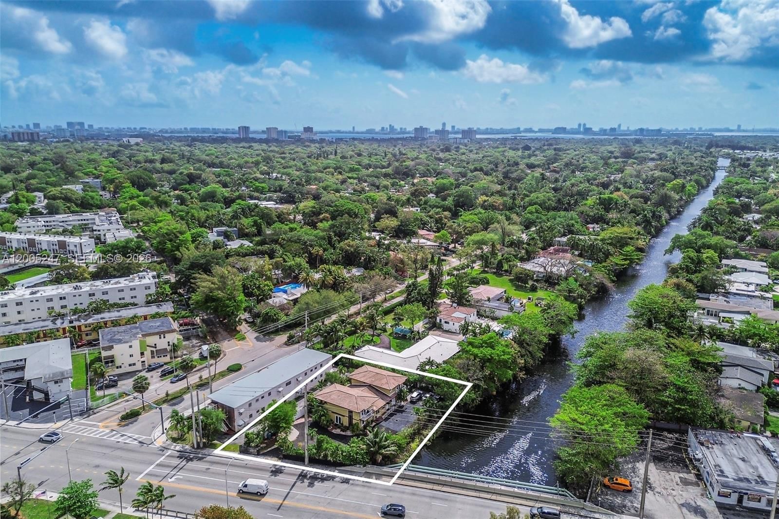 Real estate property located at 12085 Dixie Hwy, Miami-dade, Biscayne Park Estates, Biscayne Park, FL