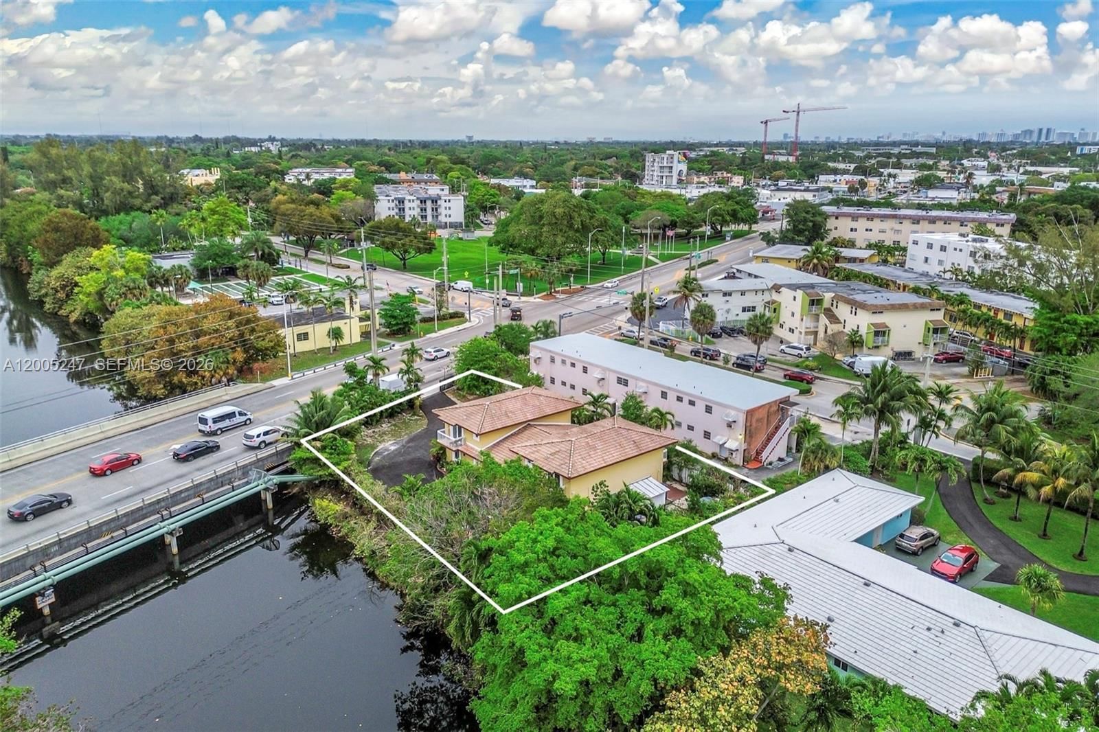 Real estate property located at 12085 Dixie Hwy, Miami-dade, Biscayne Park Estates, Biscayne Park, FL