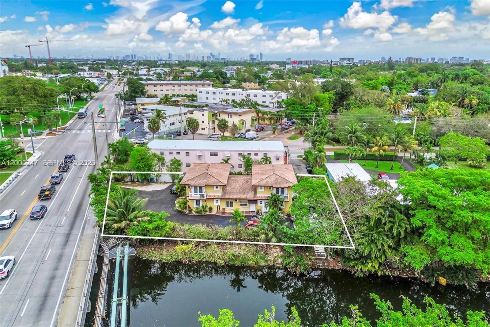 Real estate property located at 12085 Dixie Hwy, Miami-dade, Biscayne Park Estates, Biscayne Park, FL