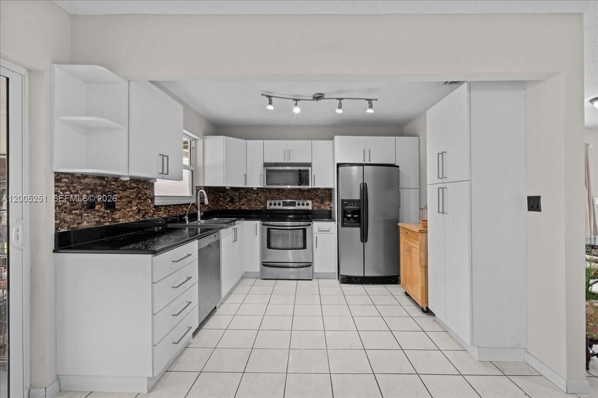 Real estate property located at 13226 5th Ter, Miami-dade, Superior Homes Sec 3, Miami, FL