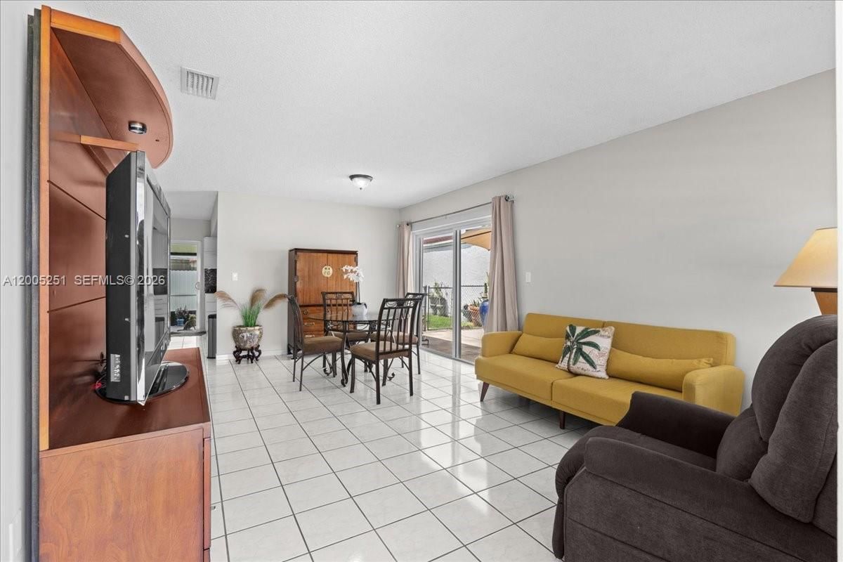 Real estate property located at 13226 5th Ter, Miami-dade, Superior Homes Sec 3, Miami, FL