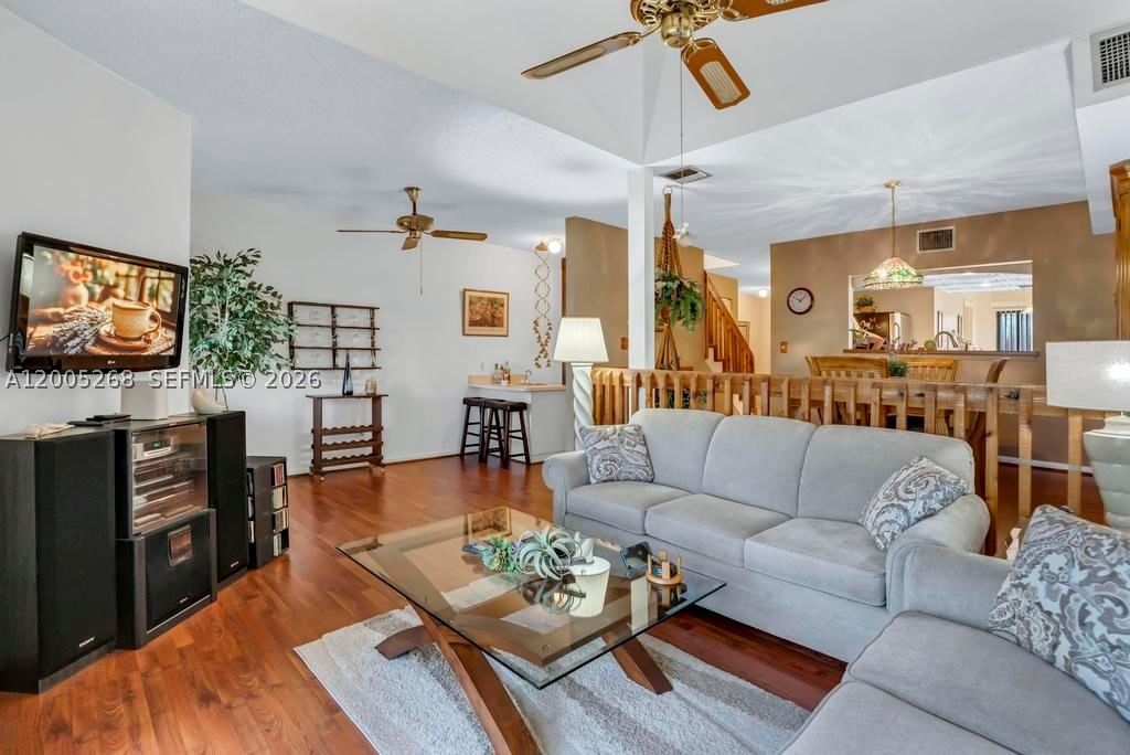 Real estate property located at 4155 85th Ave, Broward, Pine Island Lakes Townhom, Davie, FL