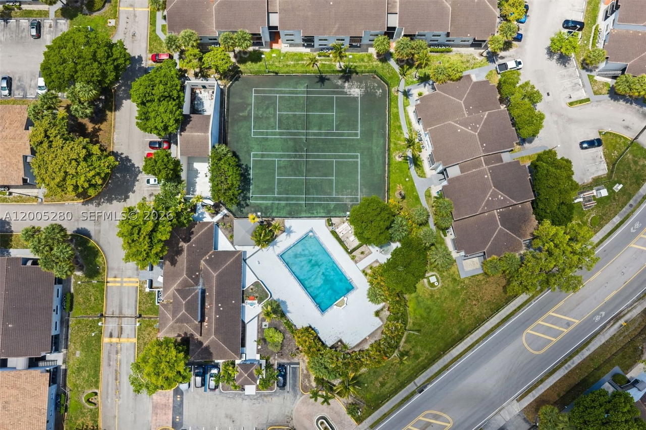 Real estate property located at 7195 179th St #106, Miami-dade, Villa Bellini Condo, Hialeah, FL