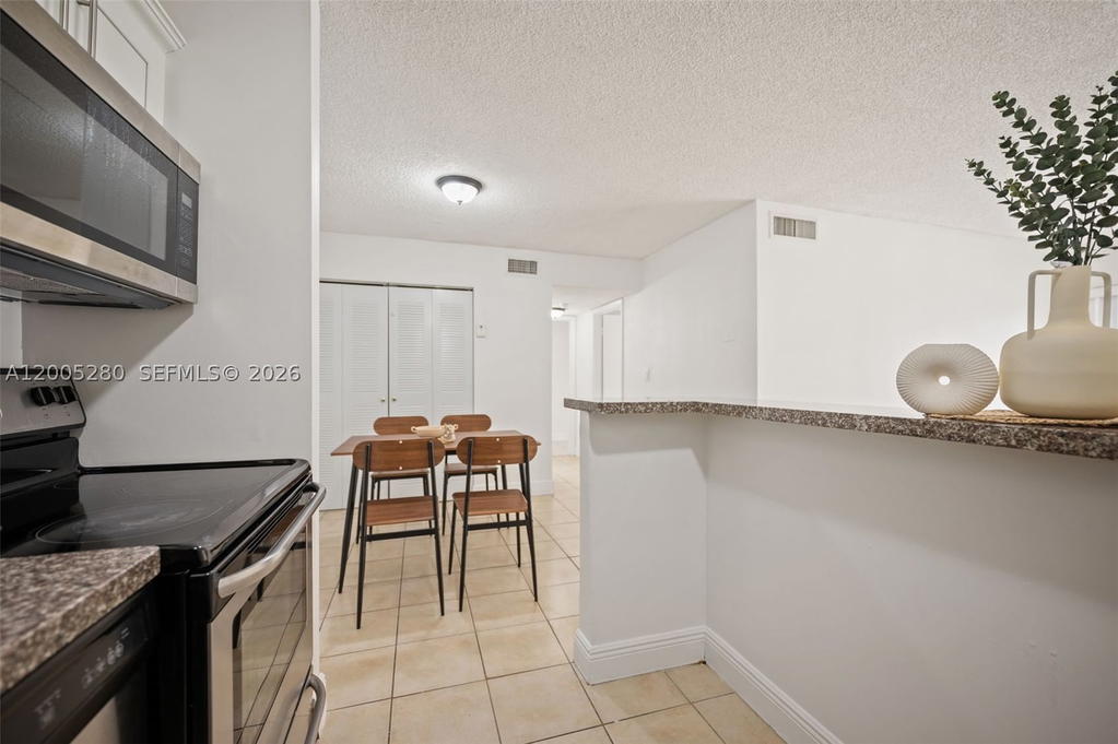 Real estate property located at 7195 179th St #106, Miami-dade, Villa Bellini Condo, Hialeah, FL