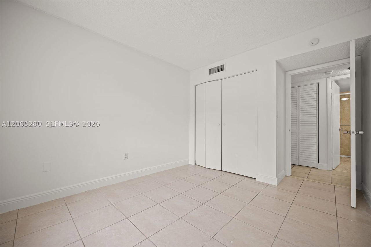 Real estate property located at 7195 179th St #106, Miami-dade, Villa Bellini Condo, Hialeah, FL