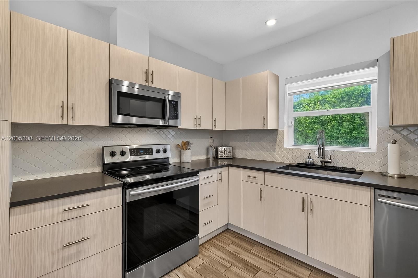 Real estate property located at 541 109th St, Miami-dade, West Miami Shores Sec D, Miami, FL