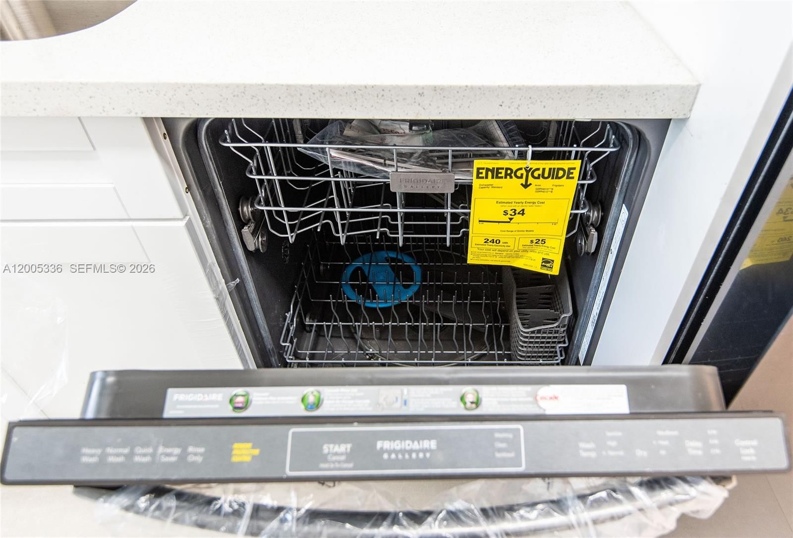 Real estate property located at 1750 191st St #100-1, Miami-dade, Jade Winds Group-daisy Ga, Miami, FL