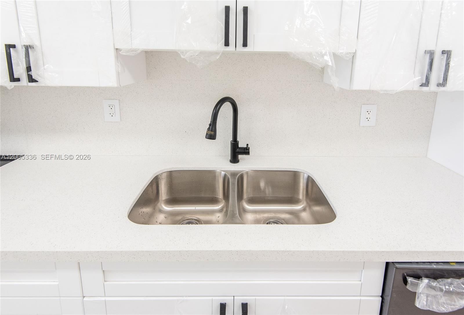 Real estate property located at 1750 191st St #100-1, Miami-dade, Jade Winds Group-daisy Ga, Miami, FL