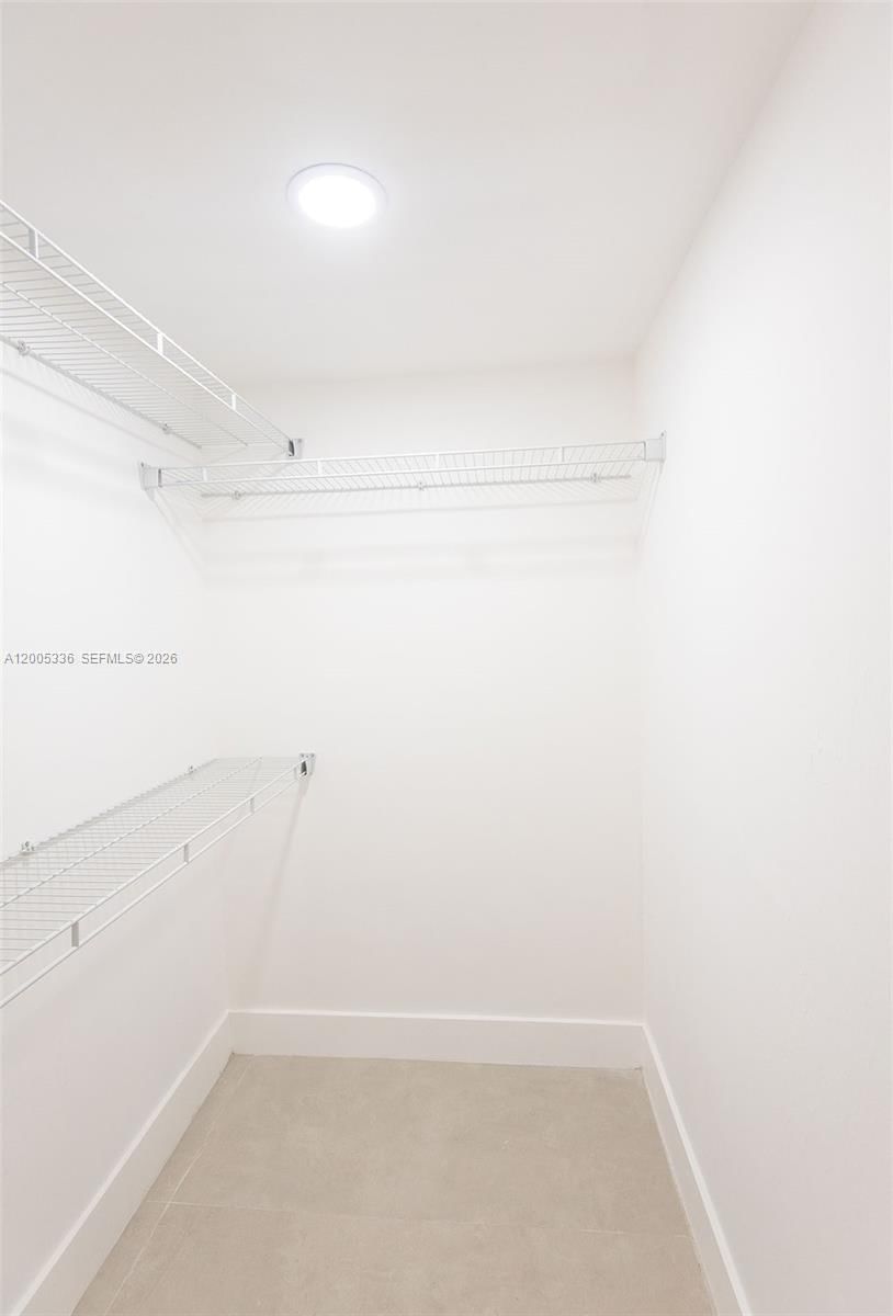 Real estate property located at 1750 191st St #100-1, Miami-dade, Jade Winds Group-daisy Ga, Miami, FL