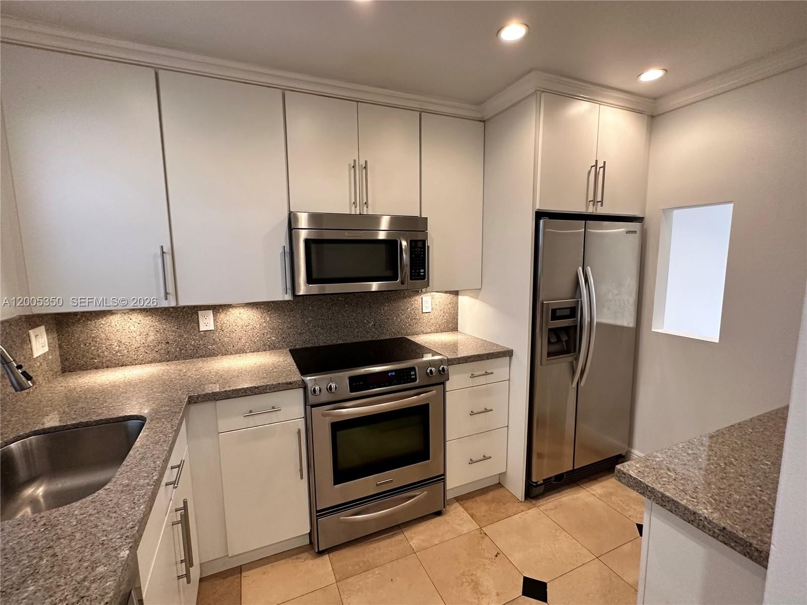 Real estate property located at 1250 Lincoln Rd #406, Miami-dade, Lincoln West Gardens Cond, Miami Beach, FL