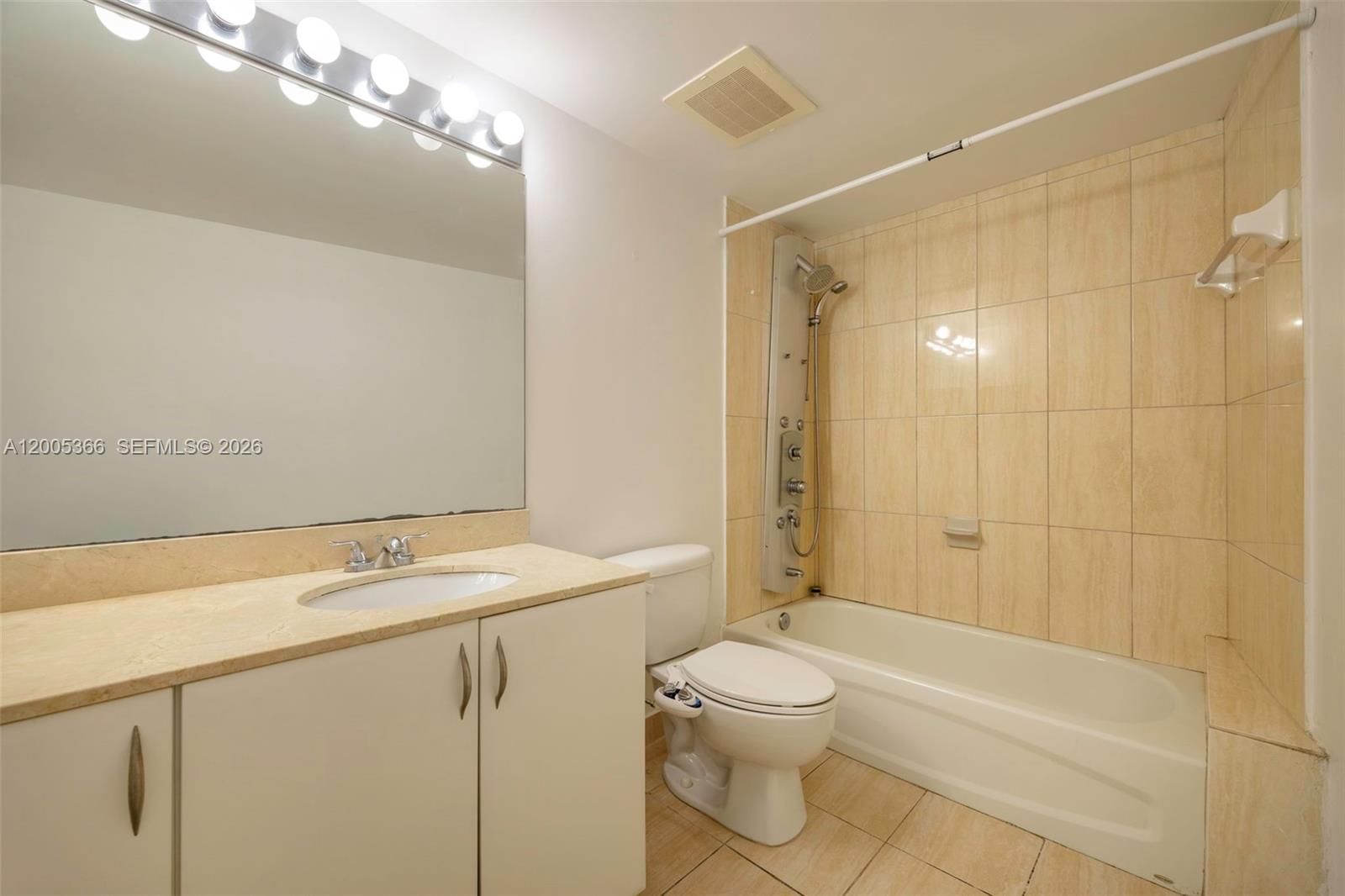 Real estate property located at 1750 Bayshore Dr #3801, Miami-dade, Opera Tower Condo, Miami, FL