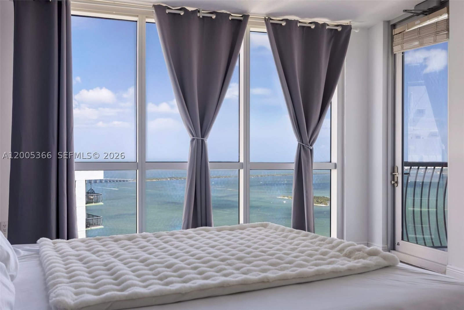 Real estate property located at 1750 Bayshore Dr #3801, Miami-dade, Opera Tower Condo, Miami, FL