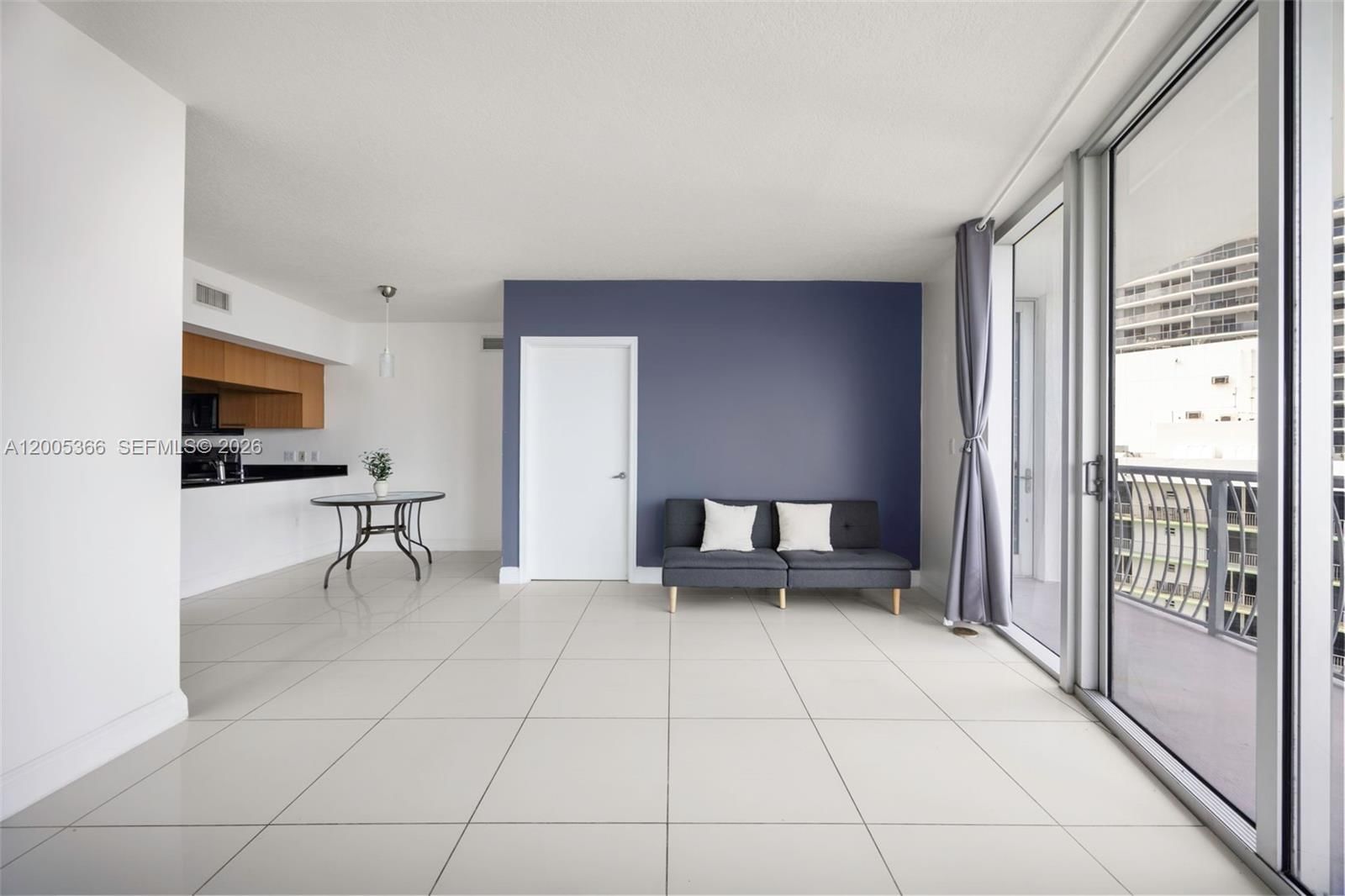 Real estate property located at 1750 Bayshore Dr #3801, Miami-dade, Opera Tower Condo, Miami, FL
